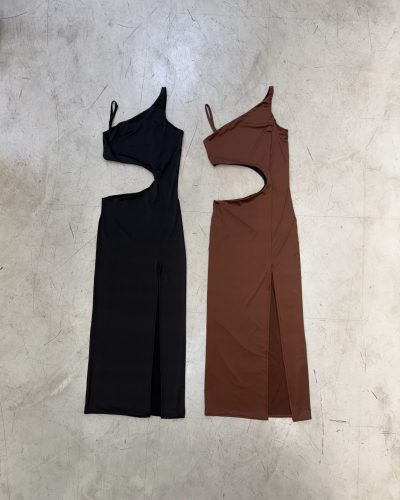 Vestido largo un solo hombro con abertura en la cintura