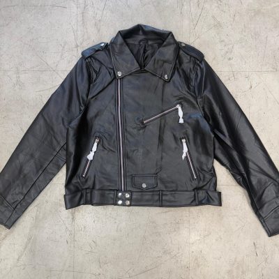 Campera de Cuero Negro