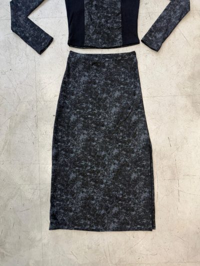 Pollera larga con tajo de algodón batik