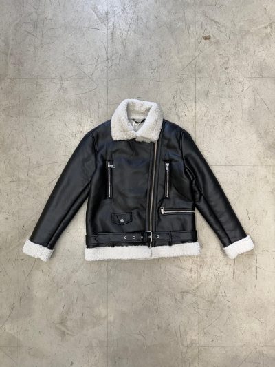 Campera de cuero forrado con boucle - Imagen 2
