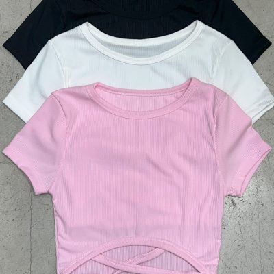 Remera crop tee manga corta coyareta cruzada