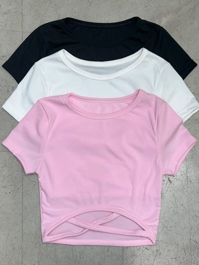 Remera crop tee manga corta coyareta cruzada