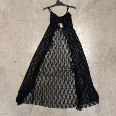 Musculosa top espalda largo (encaje)