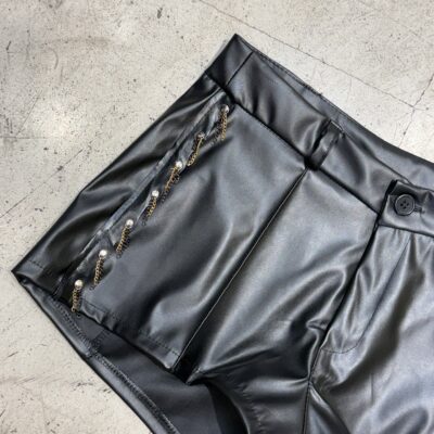 Short Cuerina c. tiras