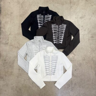 Campera c. bolsillos Estampada (soft scuba)